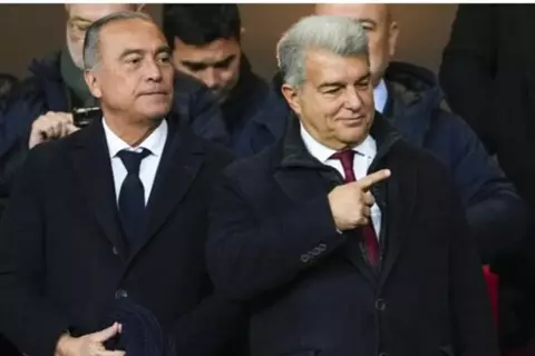 عقل مدبر من برشلونة على أعتاب قيادة مشروع النصر